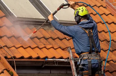 Démoussage et hydrofuge de toiture à Tenteling